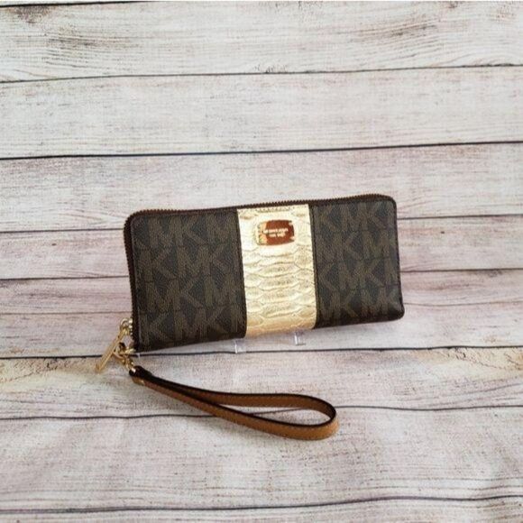 Michael Kors Signature Continental Zip Around Wallet Wristlet Metallic Logo